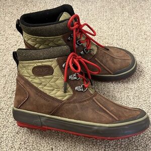 Keen Waterproof Boots, Size Youth 8